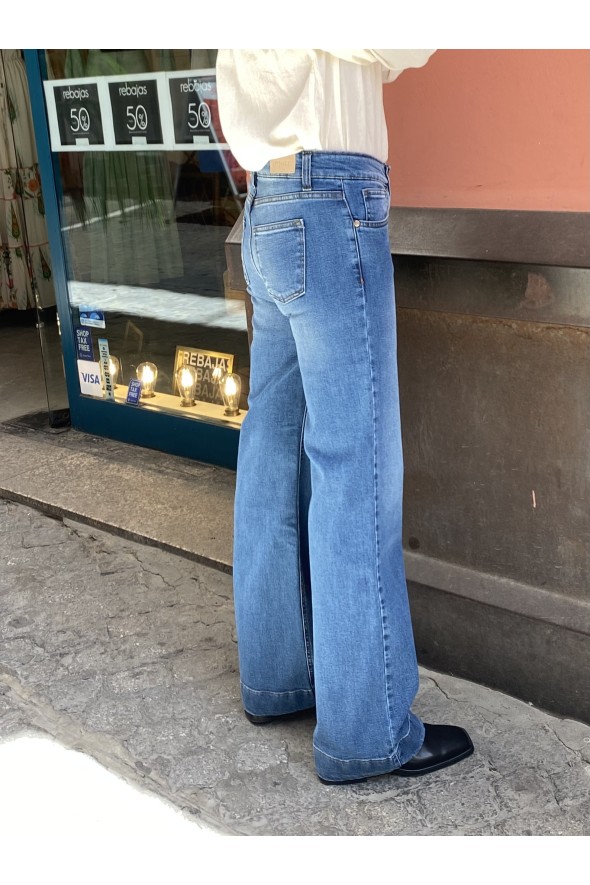 J190802N VAQUERO FIN GIZZ