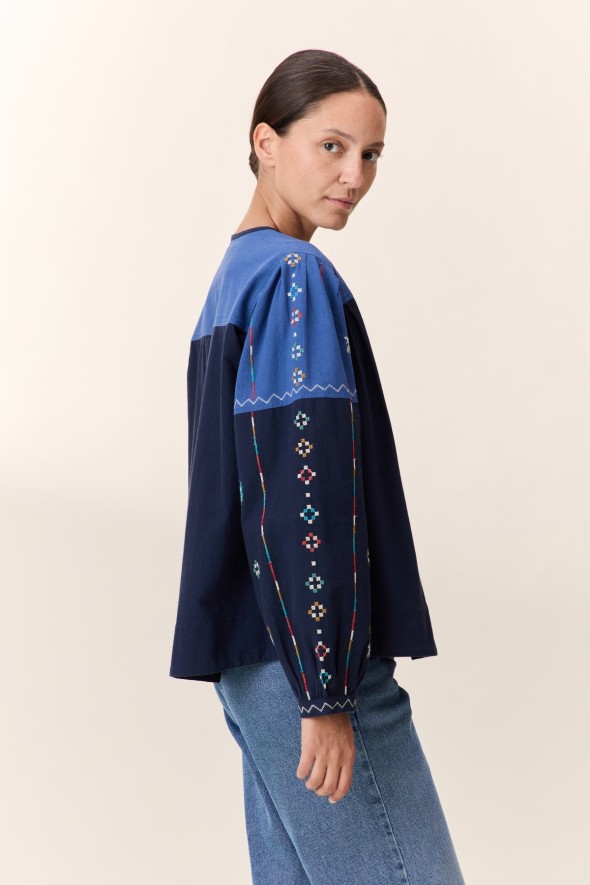 CHUKI BLOUSE BLUE