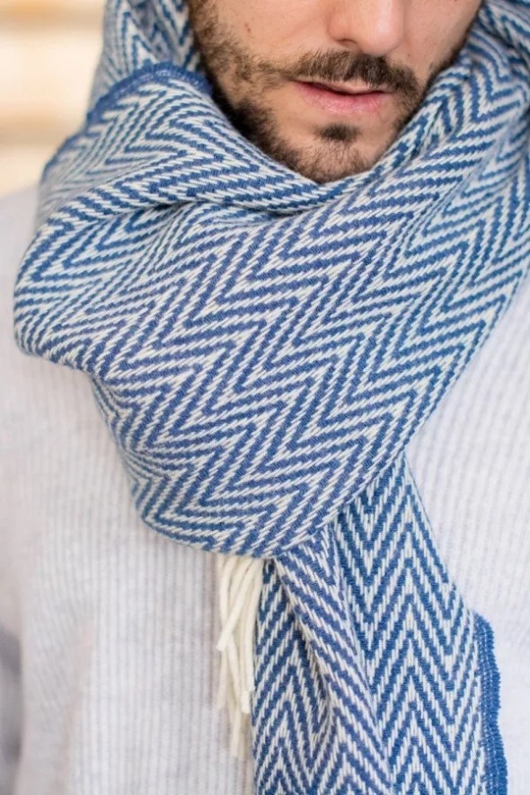 BUFANDA ESPINAS AZUL