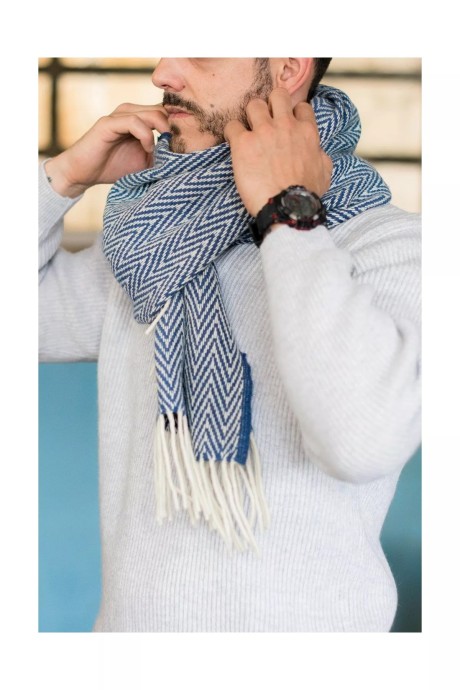 BUFANDA ESPINAS AZUL 2