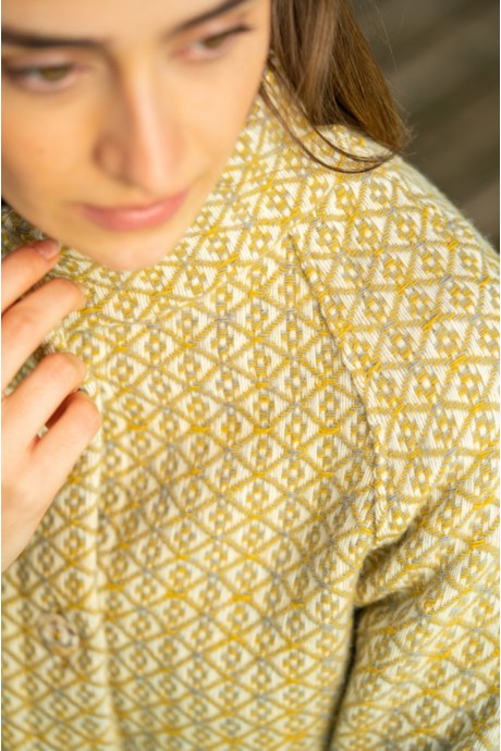 ABRIGO FLORES CORTO 2