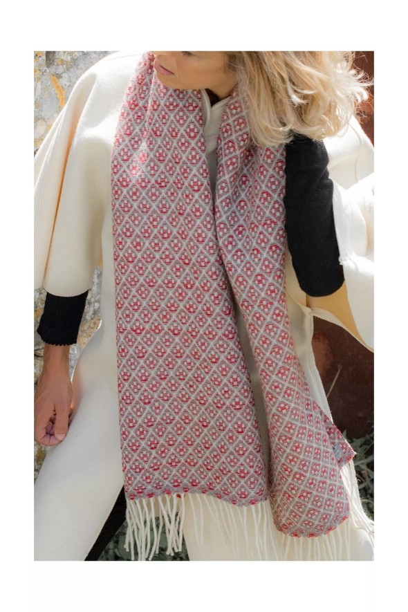 BUFANDA FLORES ROJAS/GRISES