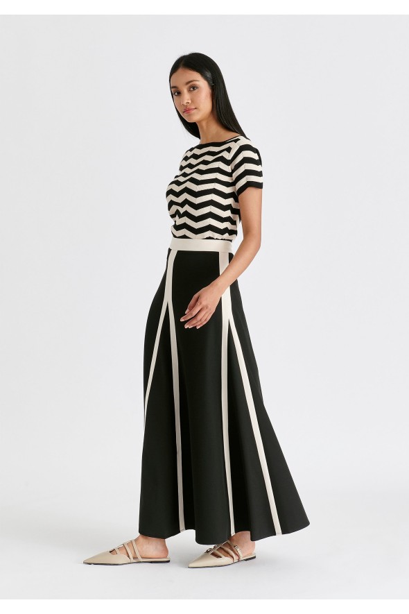 P25A0601C- F NEGRA/MARFIL PAISIE