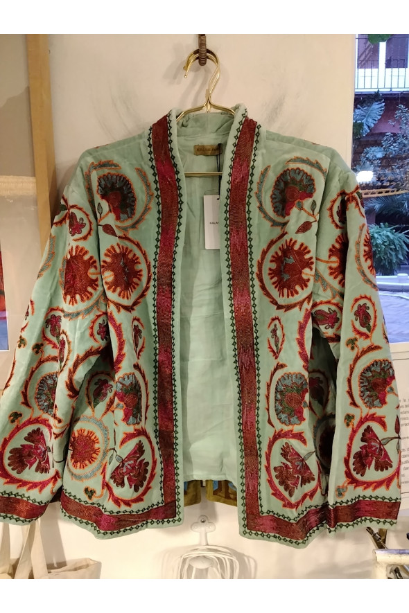 CHAQUETAS BORDADAS TERCIOPELO
